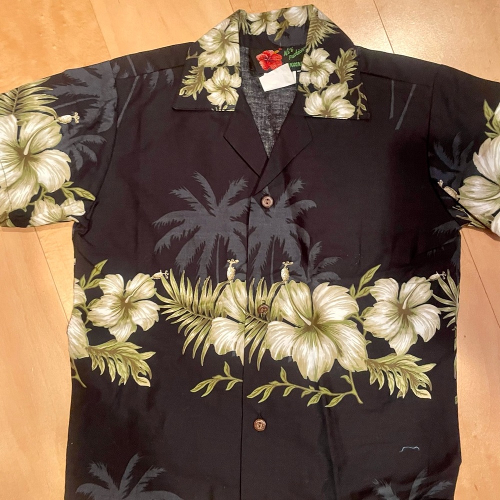 Fun Ali’i Hawaiian shirt